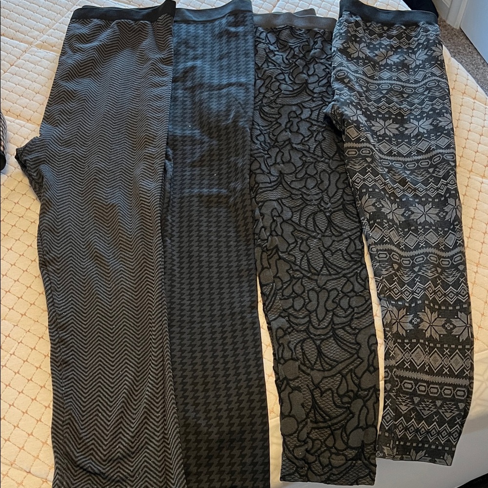 Stylish Black Patterned Leggings